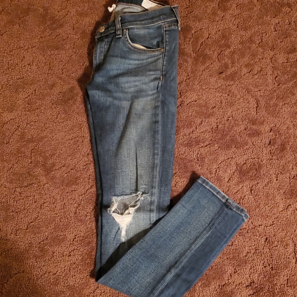 rag & bone Distressed Skinny Jeans
